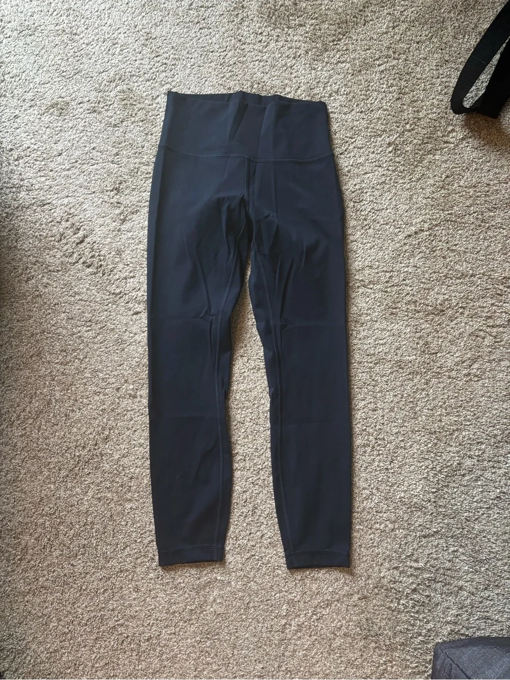 lululemon athletica women’s navy leggings